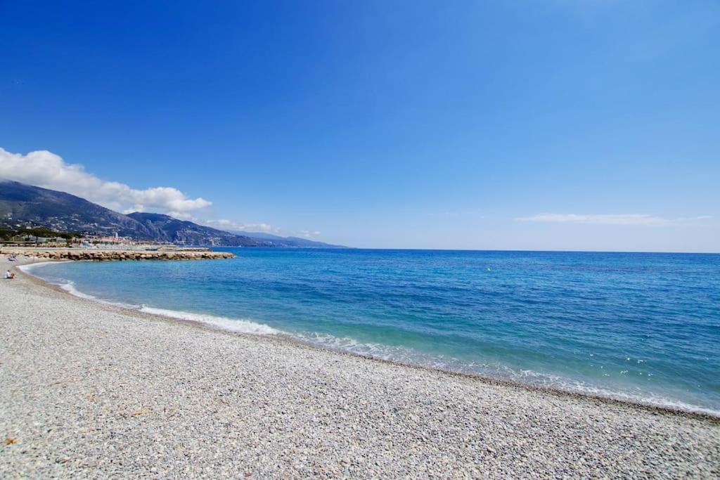 French Riviera: Seafront Apt & Pool Near Monaco Roquebrune-Cap-Martin Exterior foto